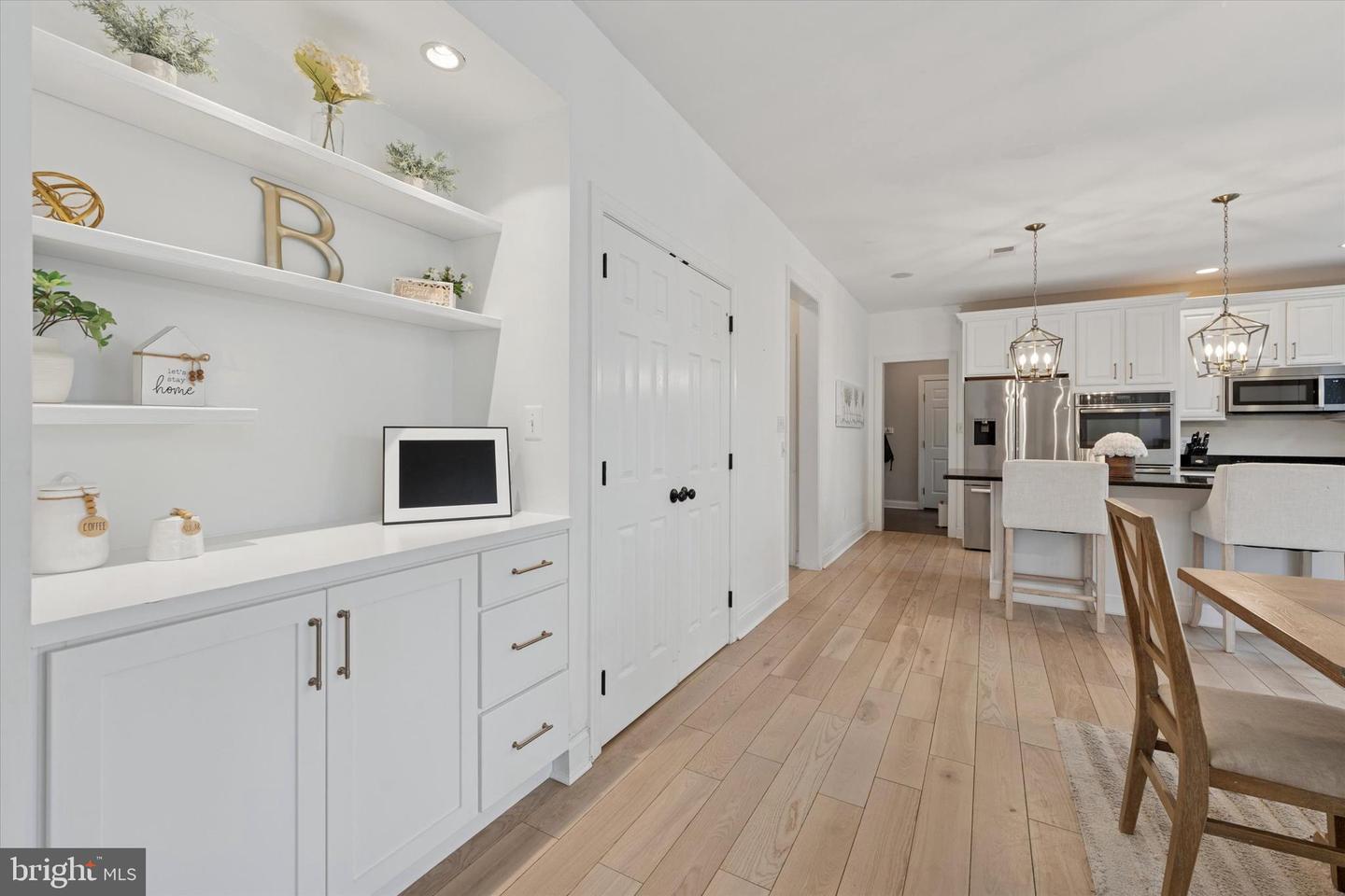 21 Spring Valley Rd