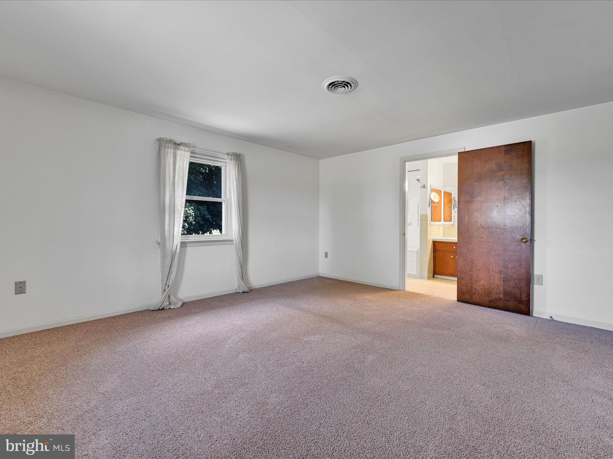 49 N Church Street SW