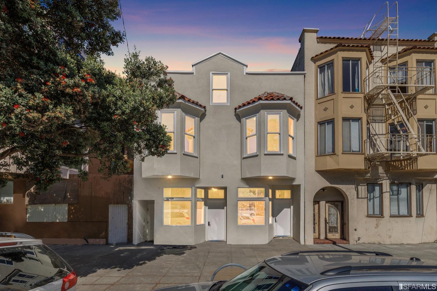3036 Fulton Street Unit: 4