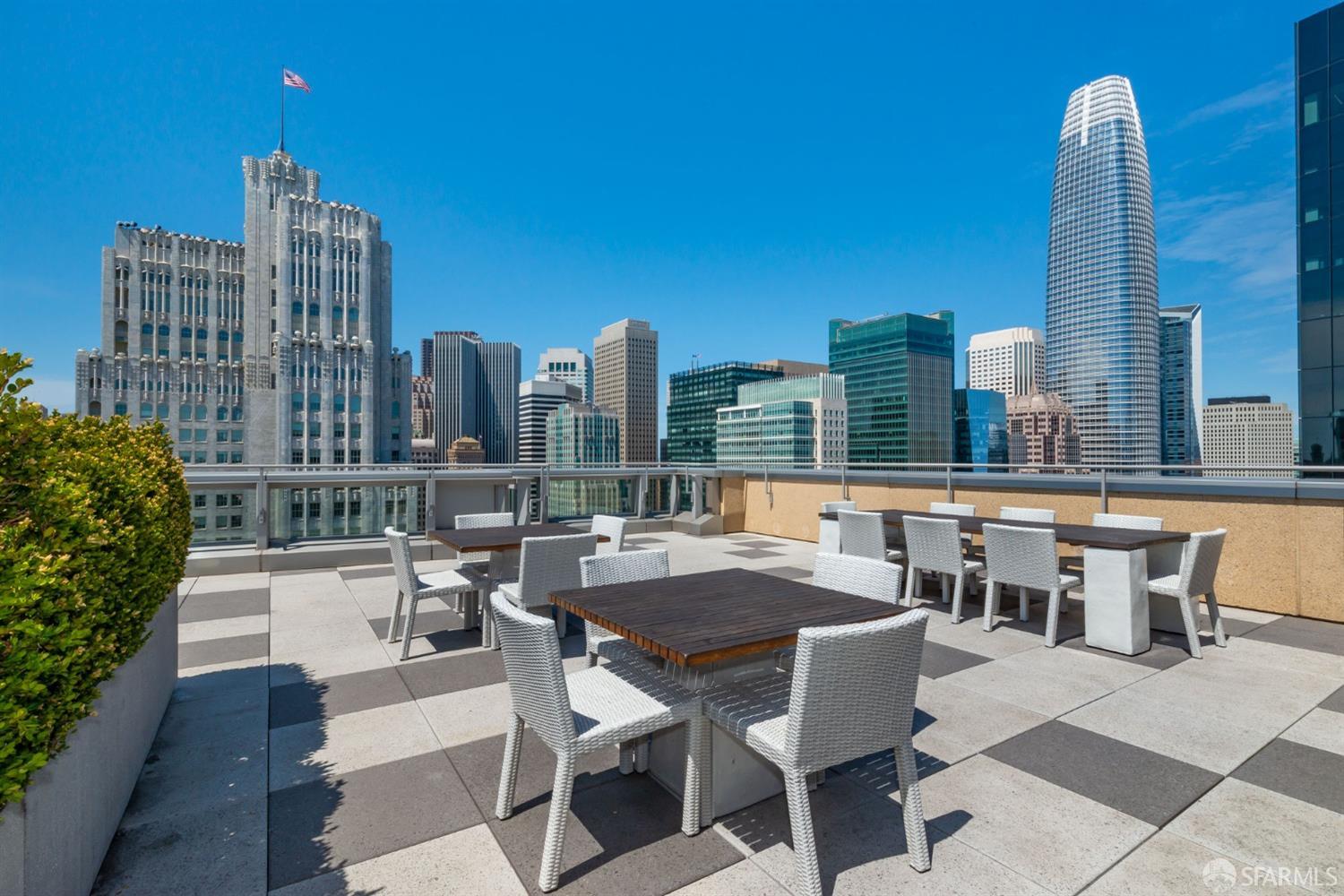 1 Hawthorne Street # 3D