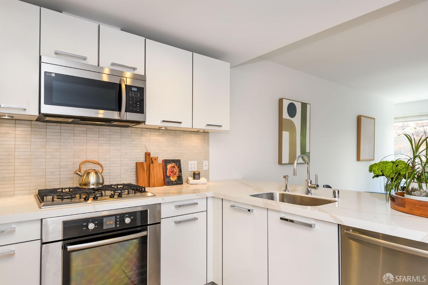 1 Hawthorne Street # 3D