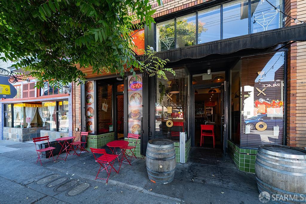4811 Telegraph Avenue # 206