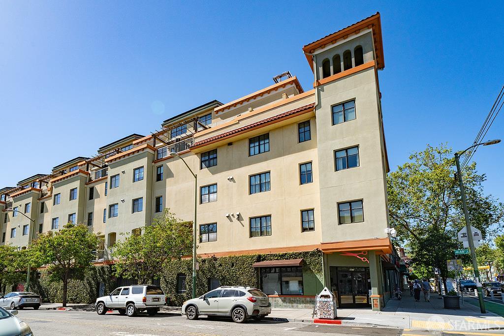 4811 Telegraph Avenue # 206
