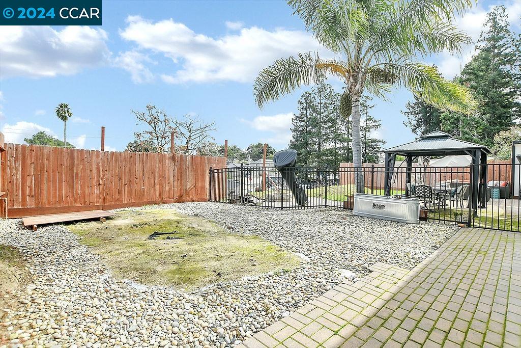 2550 Holly View Court