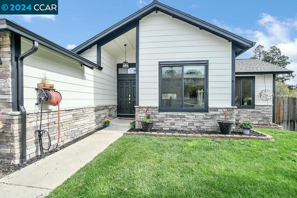 2550 Holly View Court