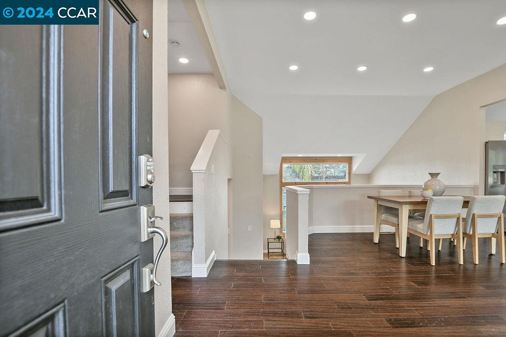 2550 Holly View Court