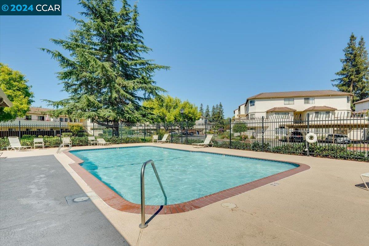 5065 Valley Crest Dr # 242