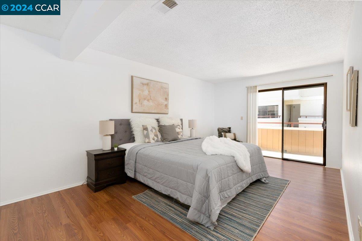 5065 Valley Crest Dr # 242