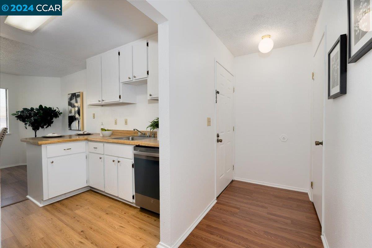 5065 Valley Crest Dr # 242