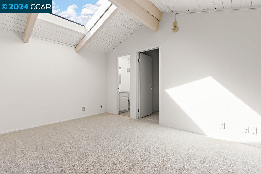 86 Rolling Green Cir