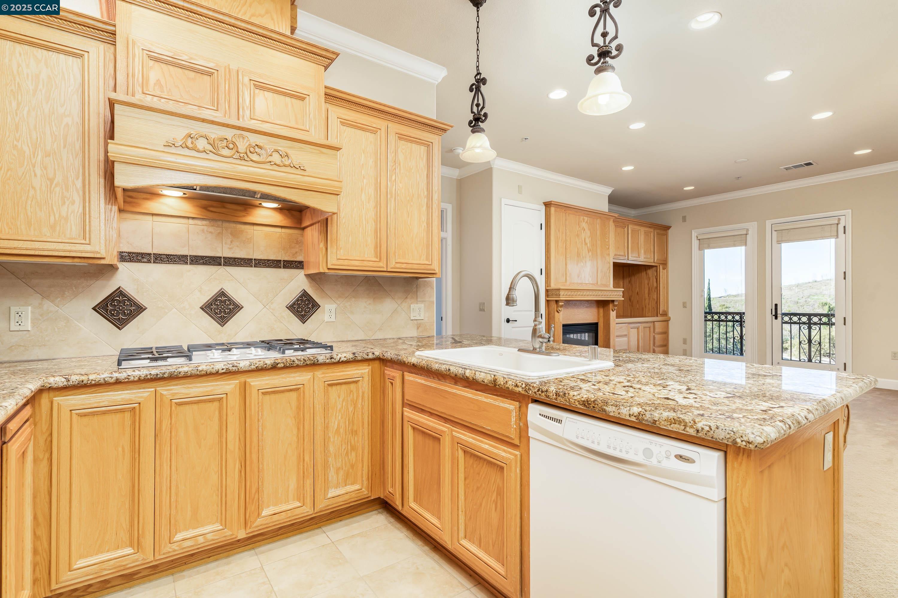 1146 Waltz Ct