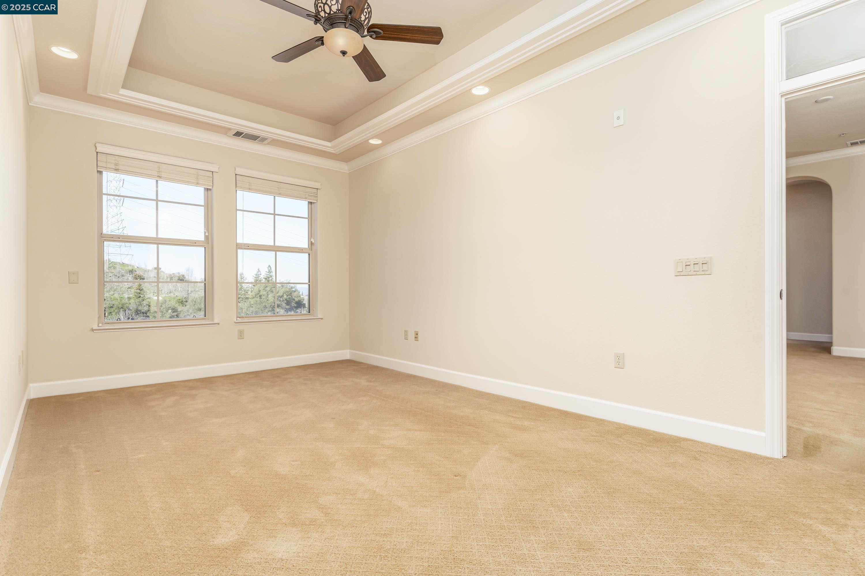 1146 Waltz Ct