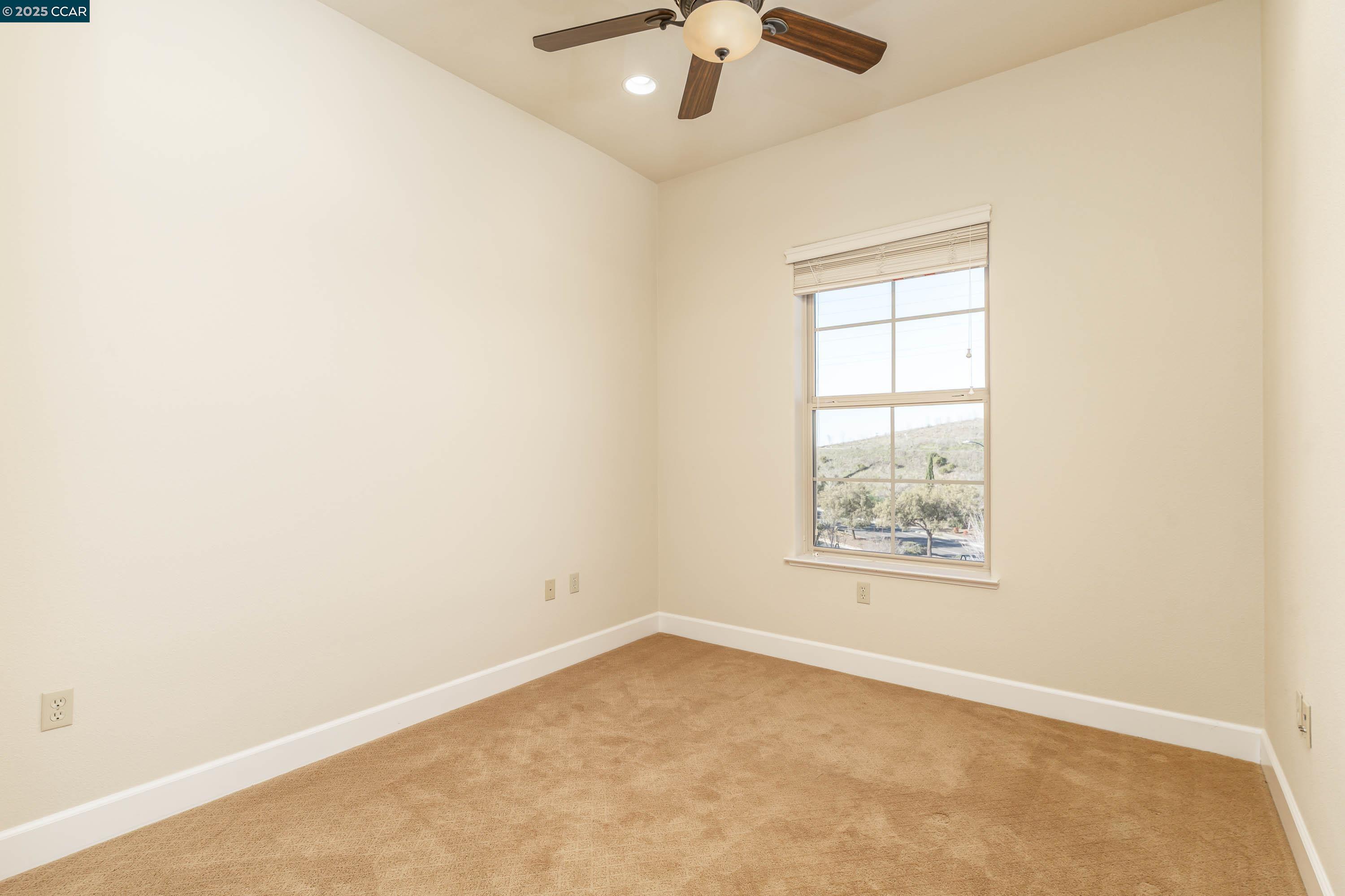 1146 Waltz Ct