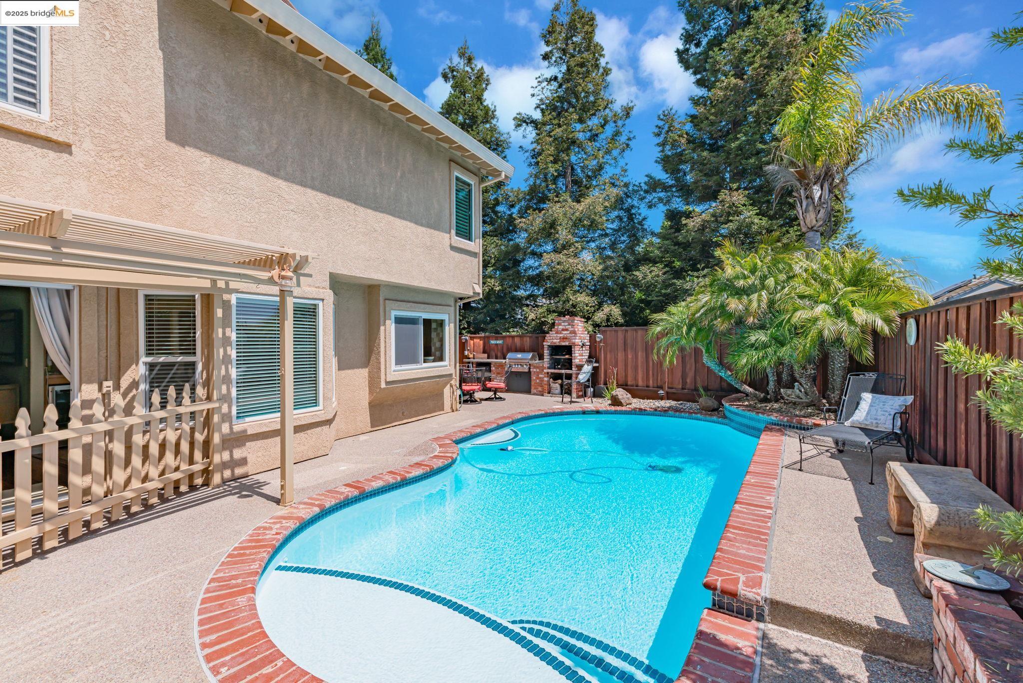 4452 Pronghorn Ct
