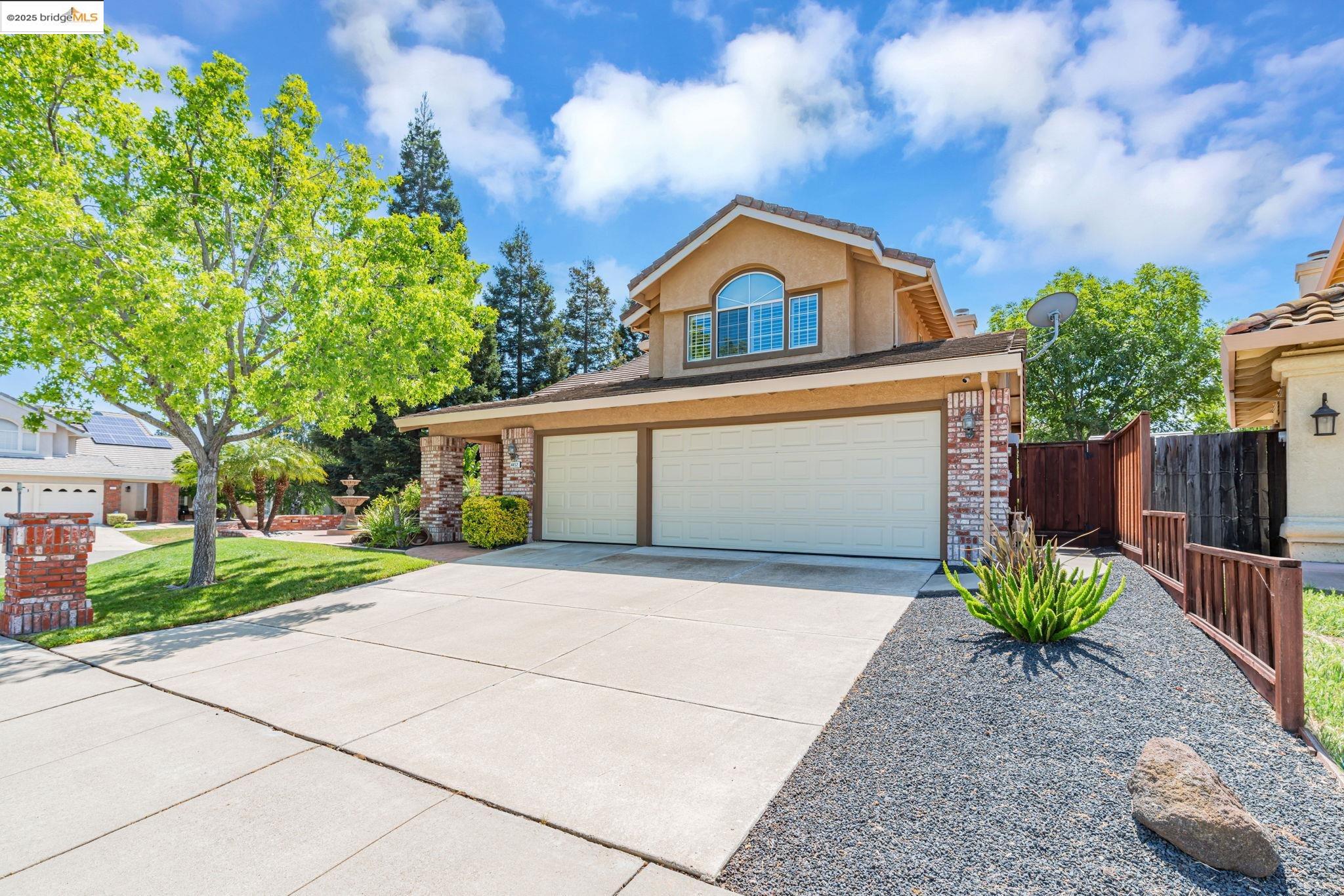 4452 Pronghorn Ct