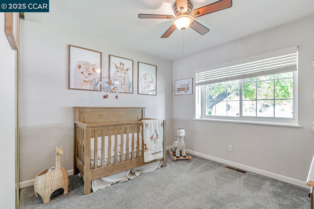 3812 Fernwood Ct