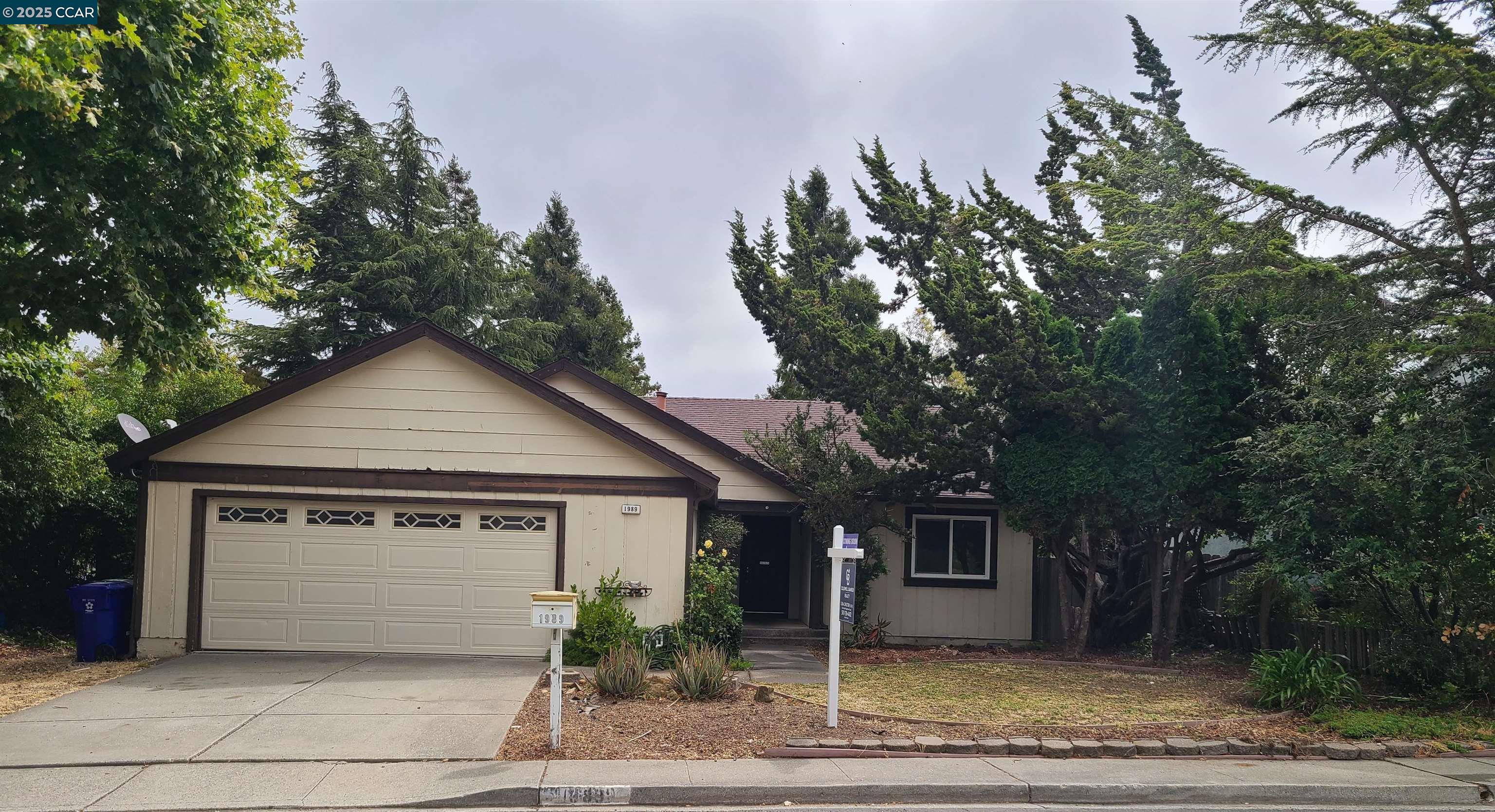 1989 Shea Dr