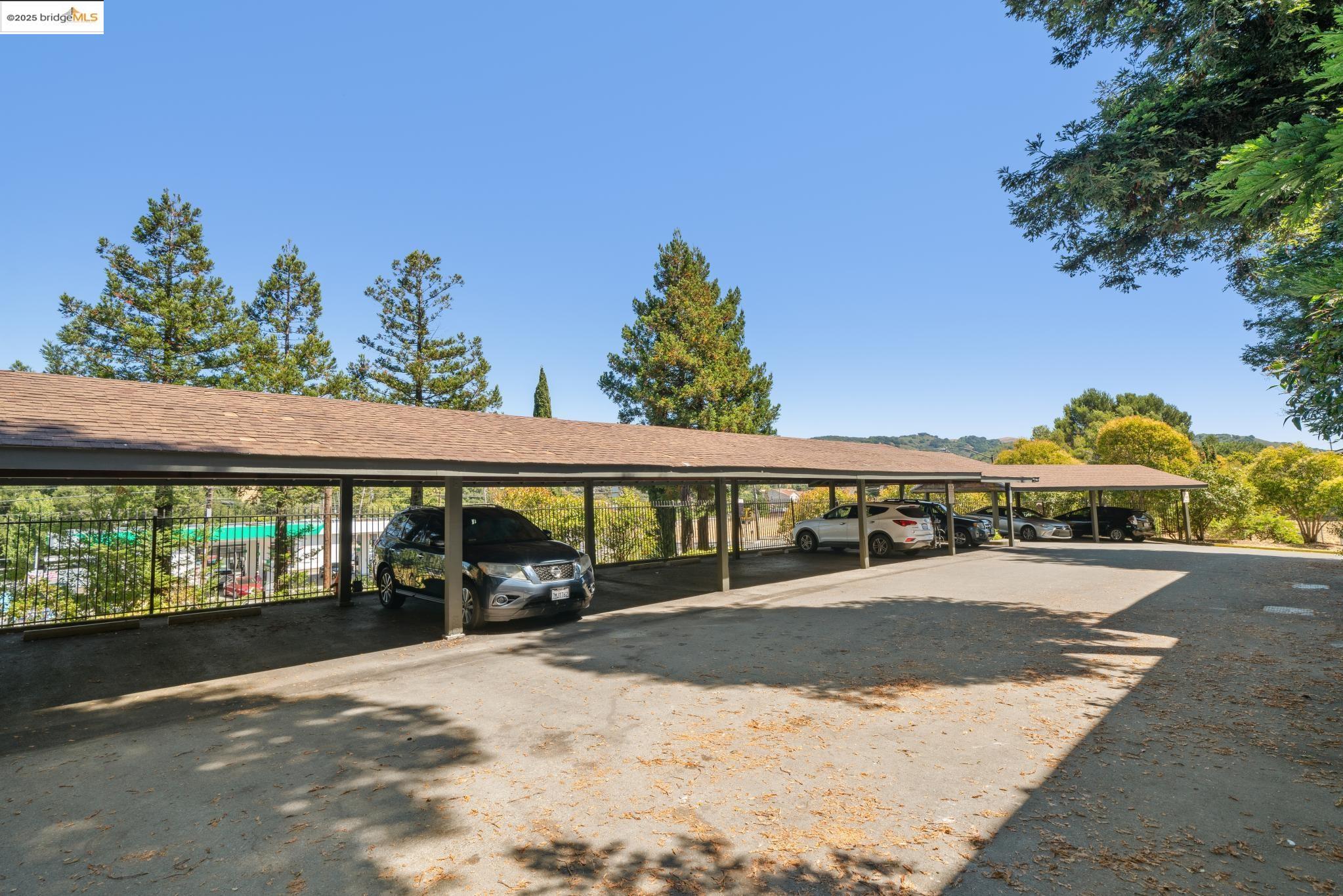 5400 Valley View Rd