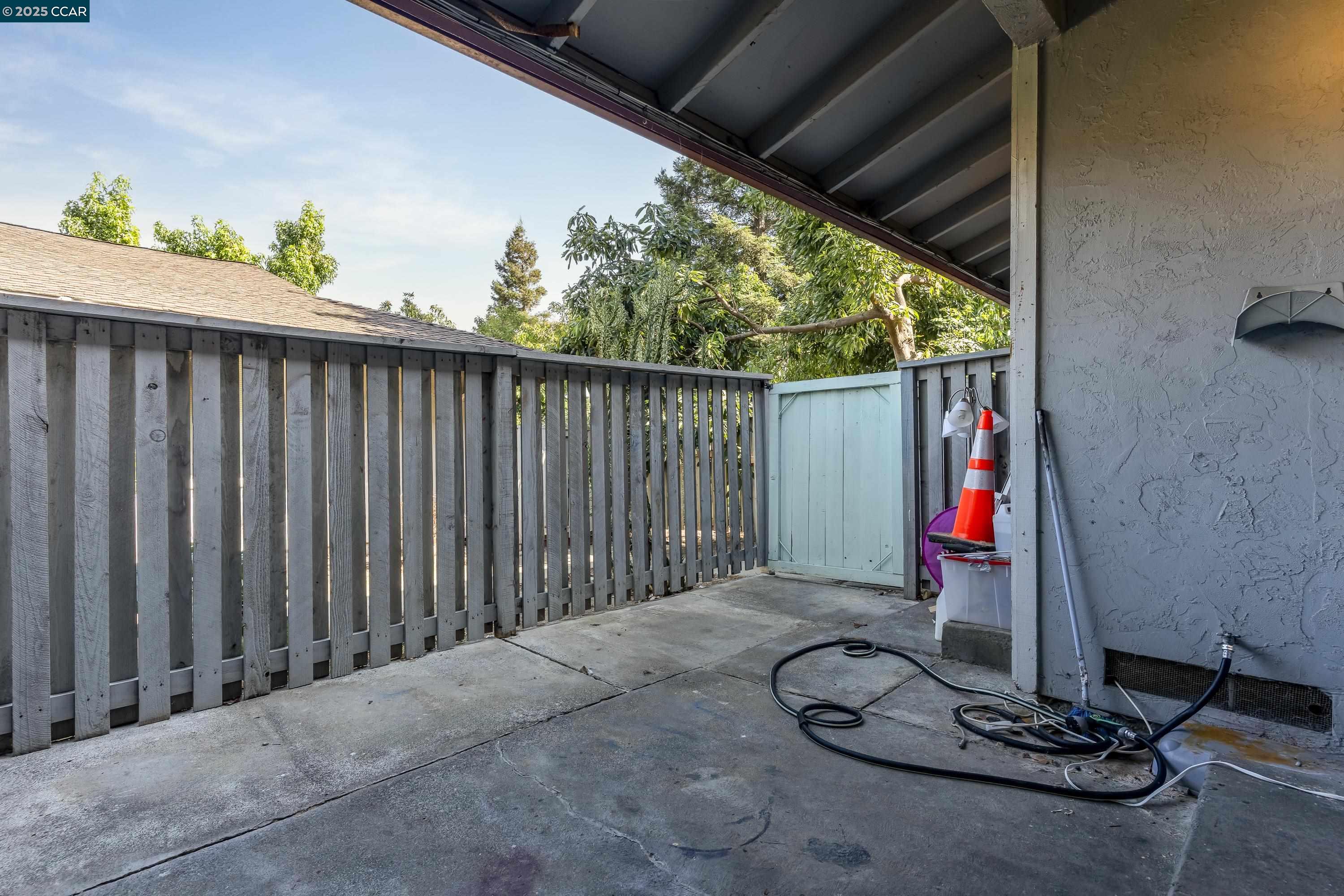101 Villa Cir