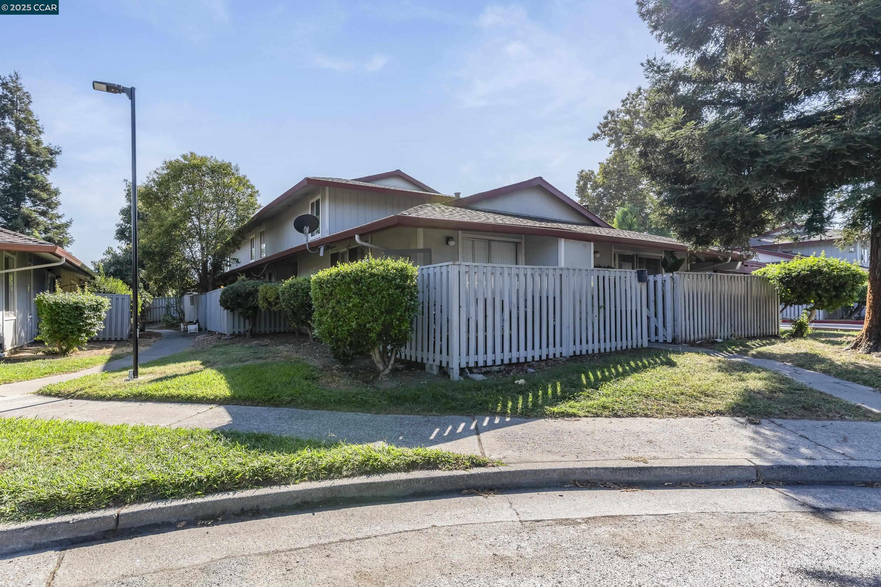 101 Villa Cir
