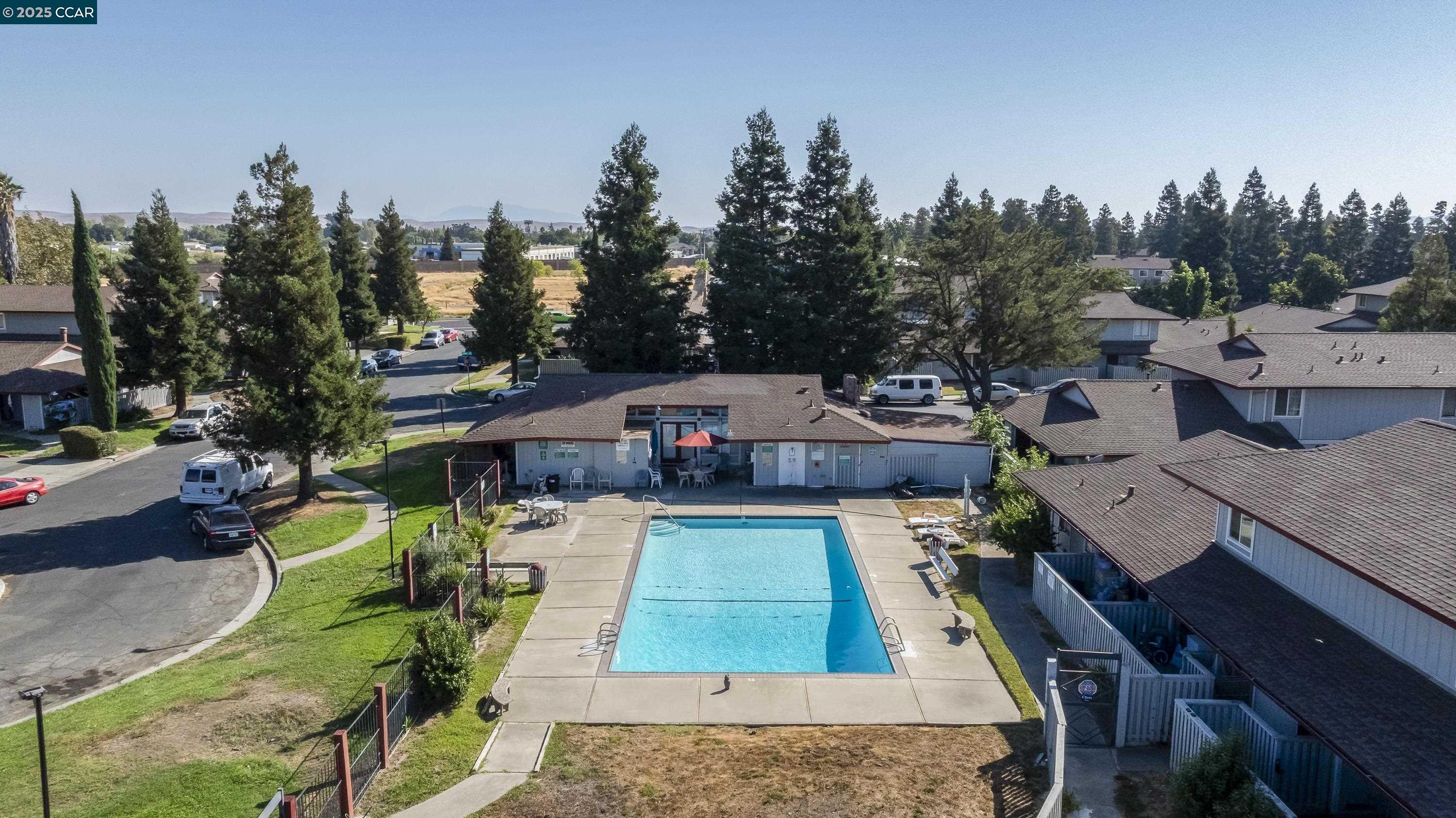 101 Villa Cir