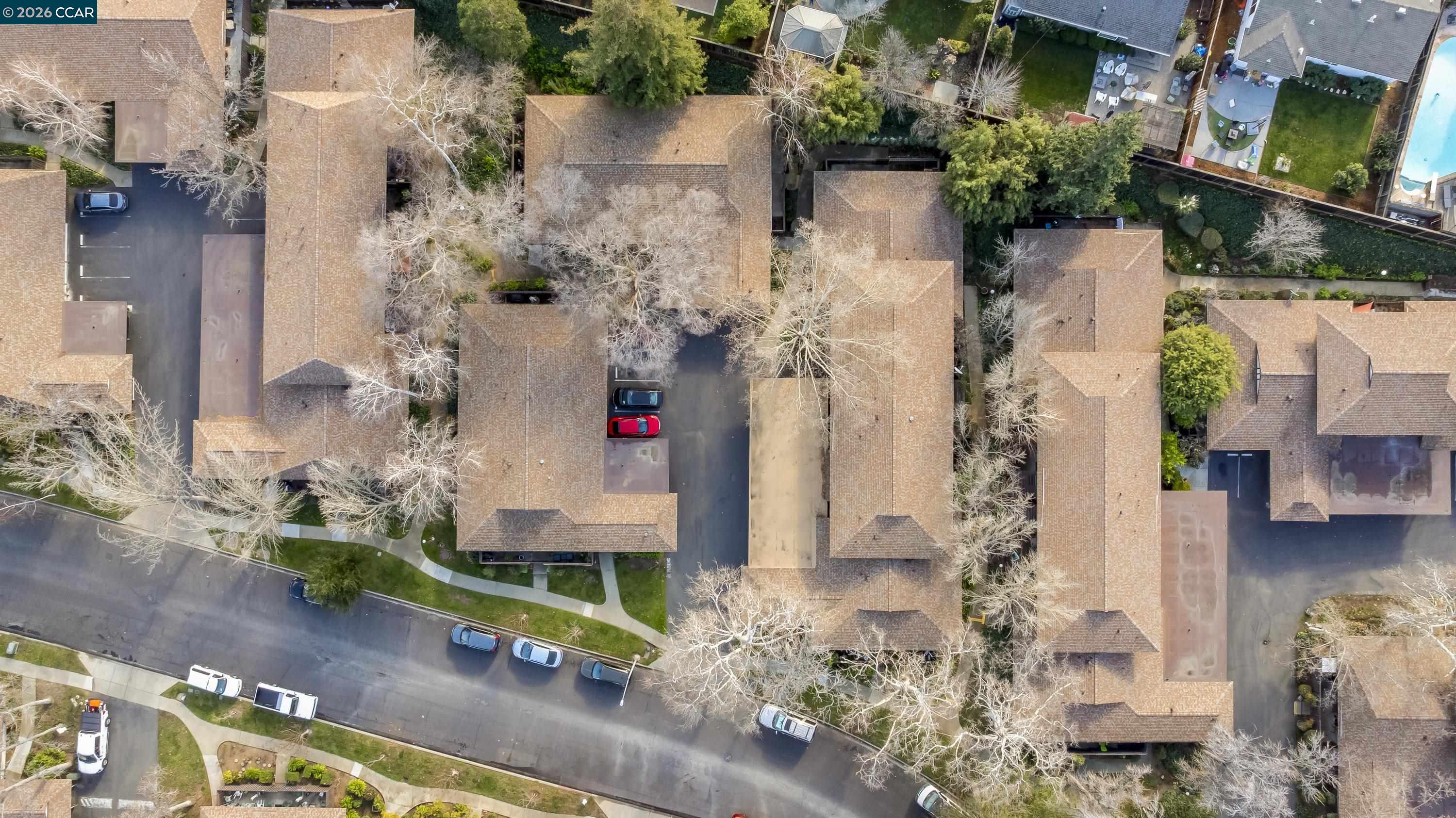 5492 Roundtree Dr # A