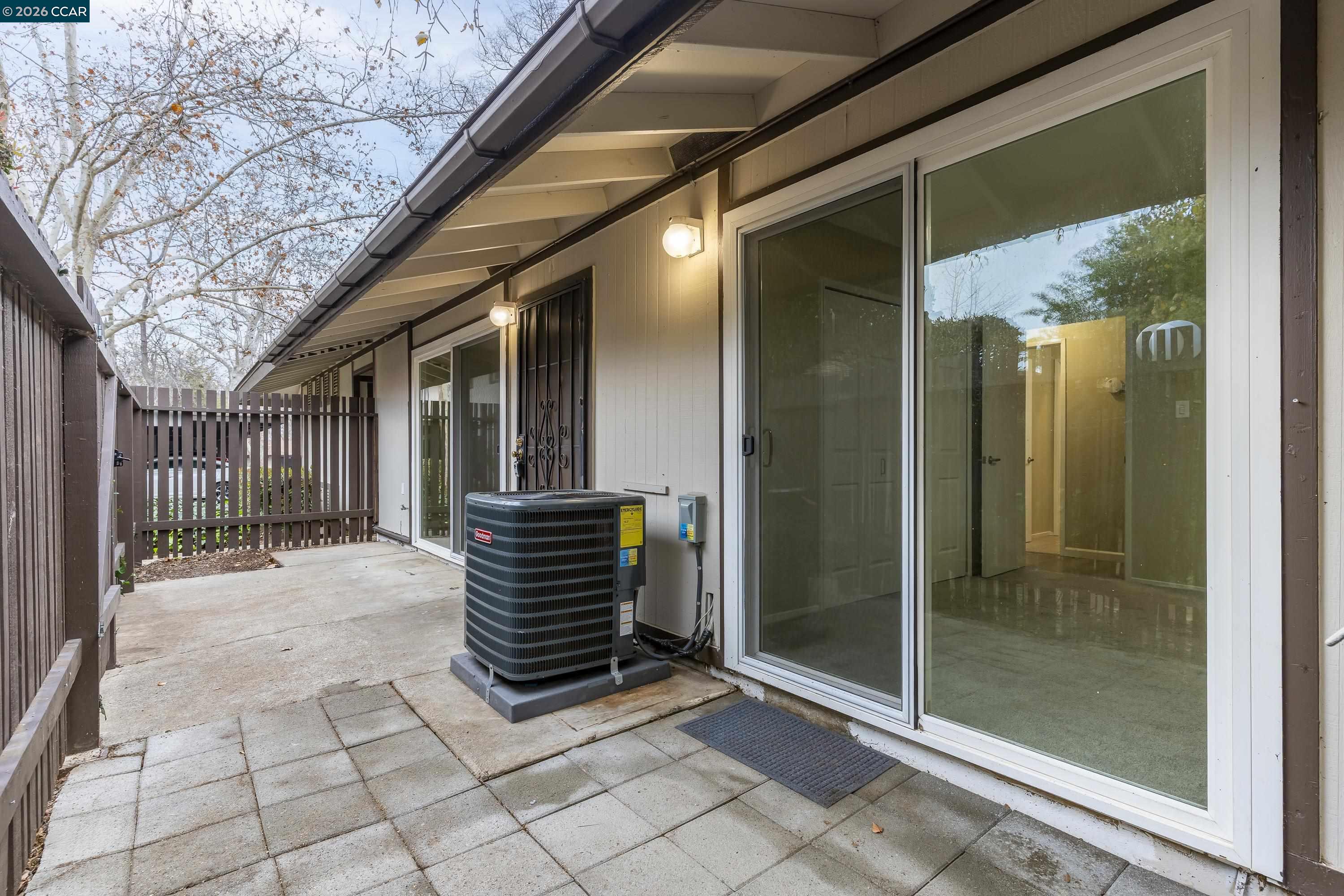 5492 Roundtree Dr # A