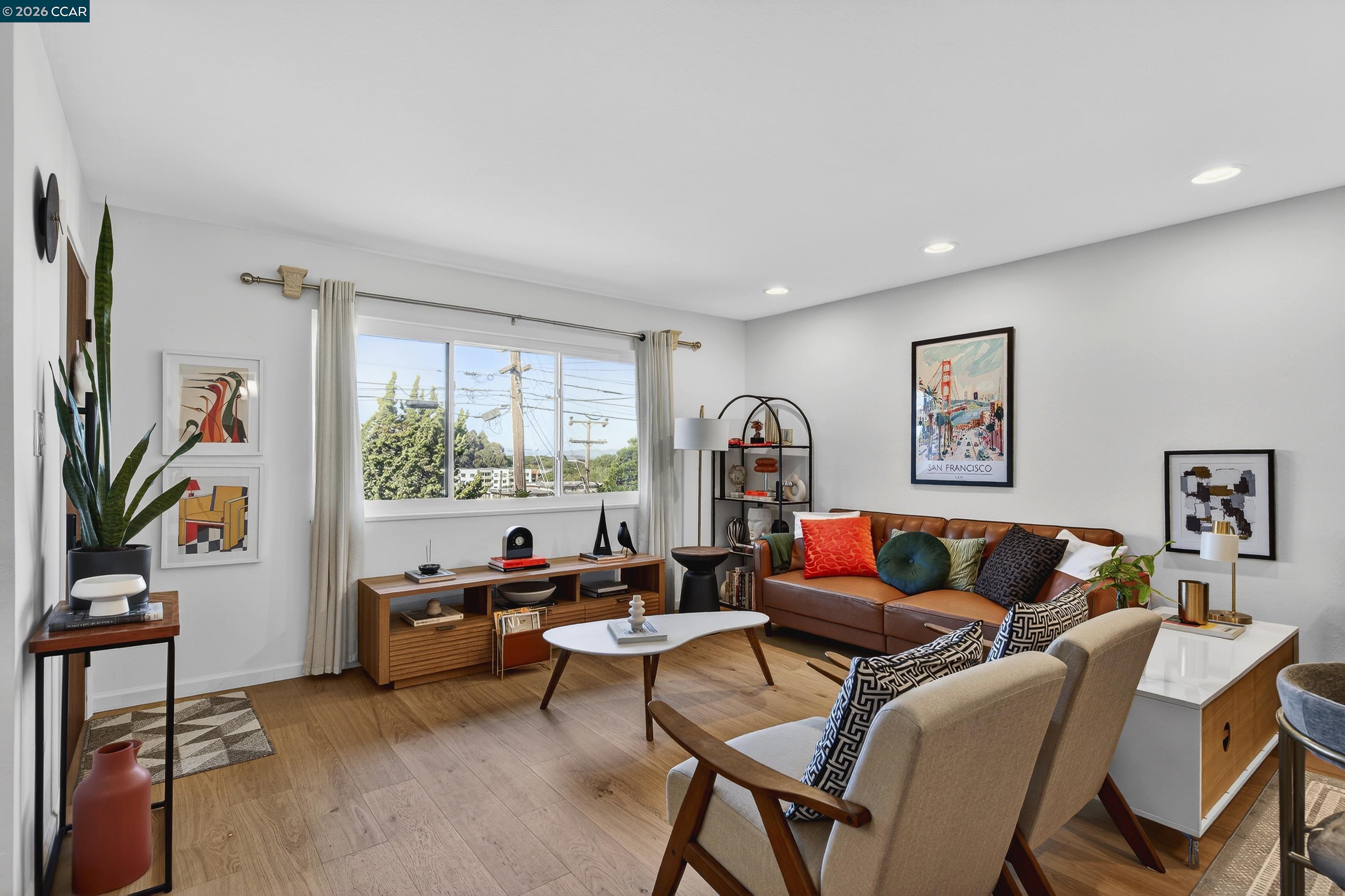 1165 Nob Hill Ave