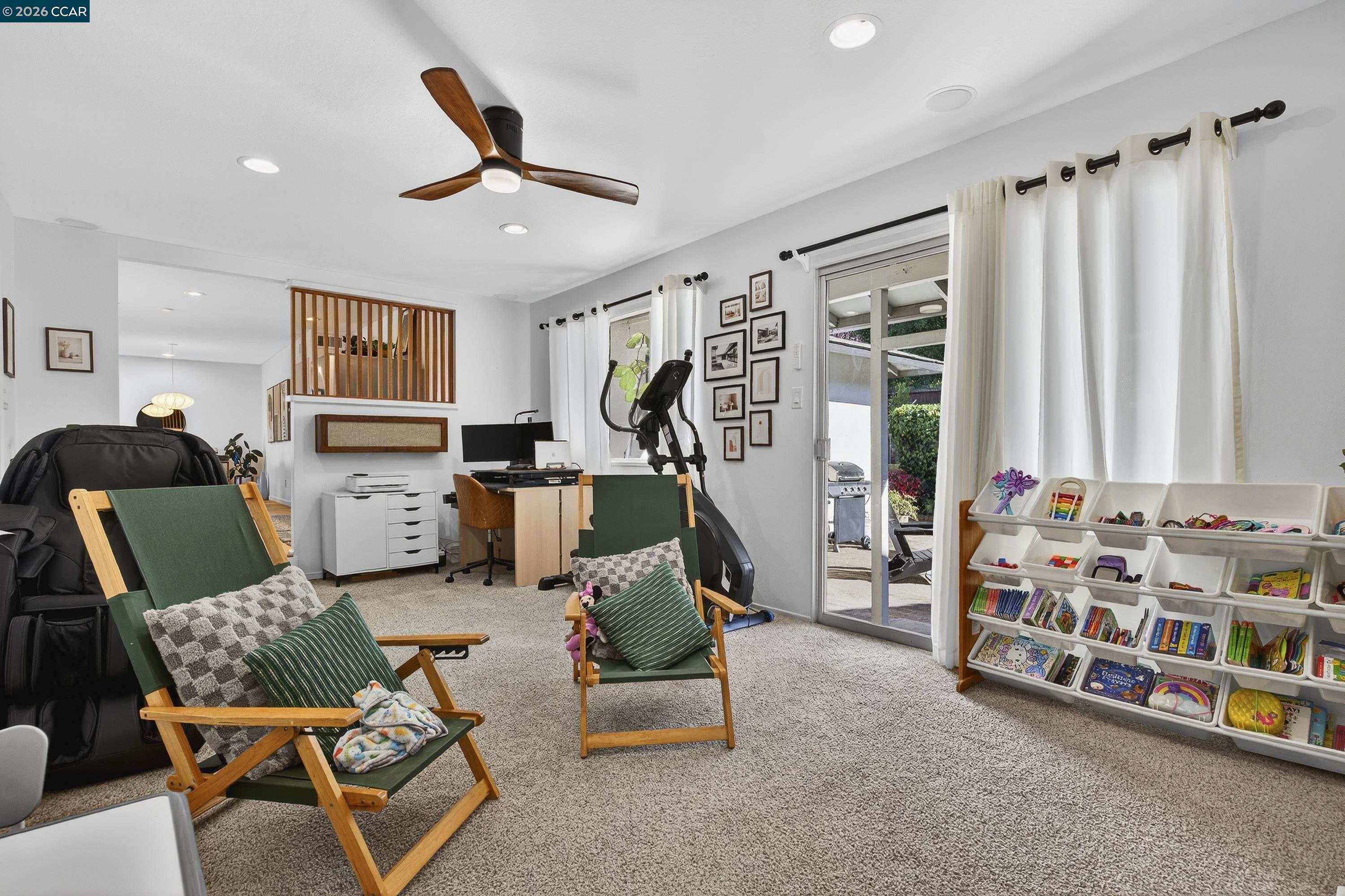 1165 Nob Hill Ave
