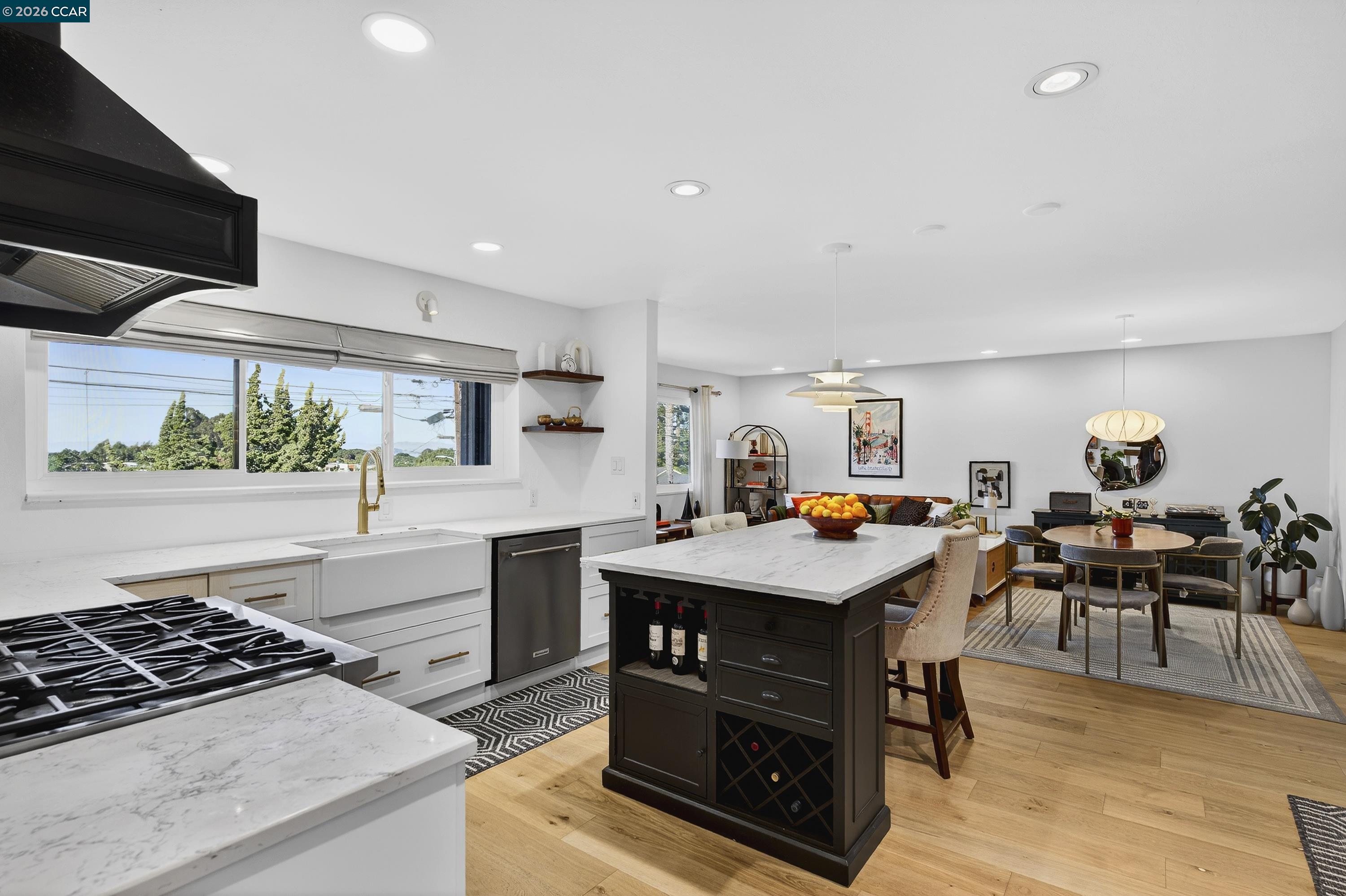 1165 Nob Hill Ave