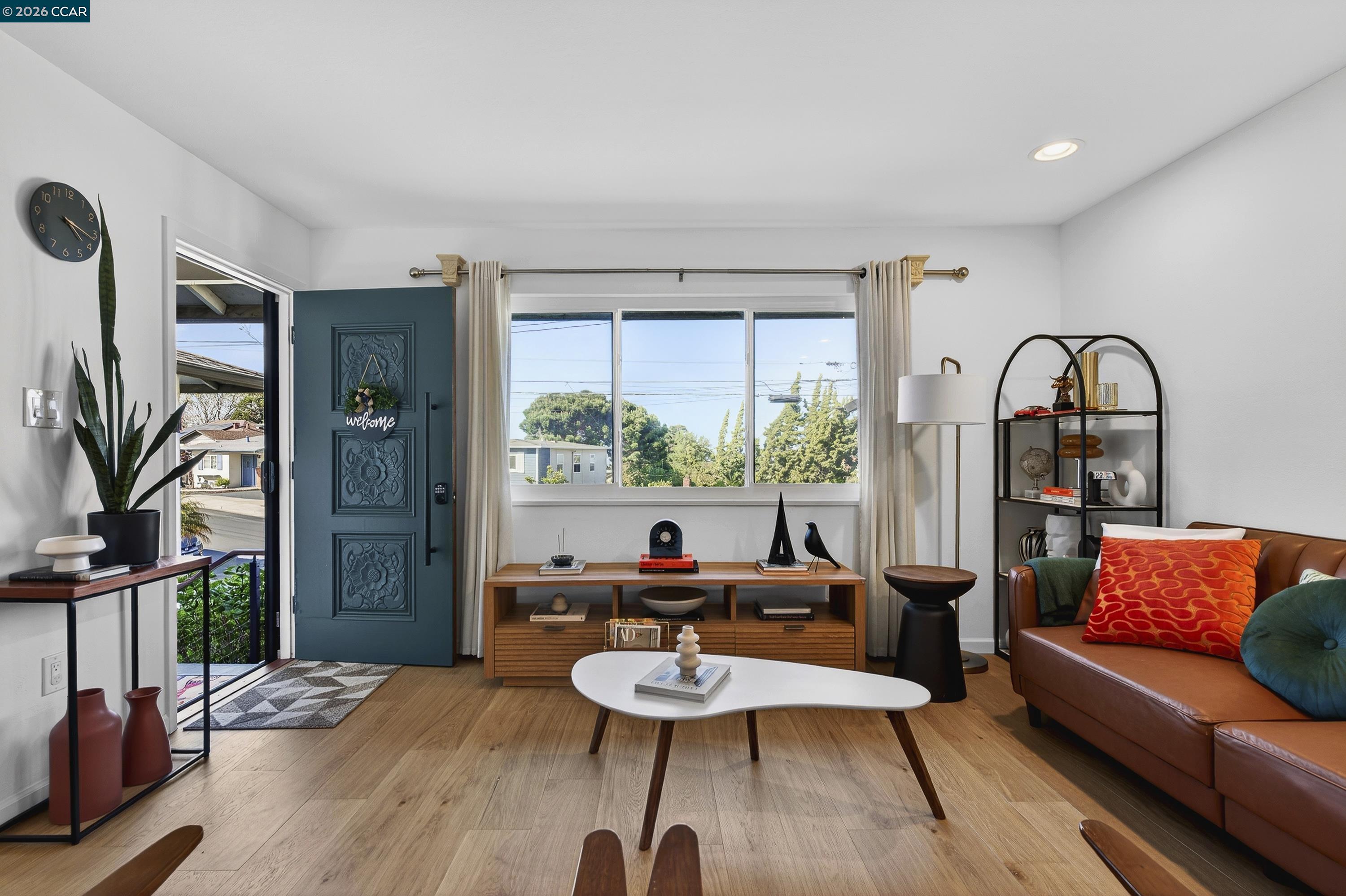 1165 Nob Hill Ave