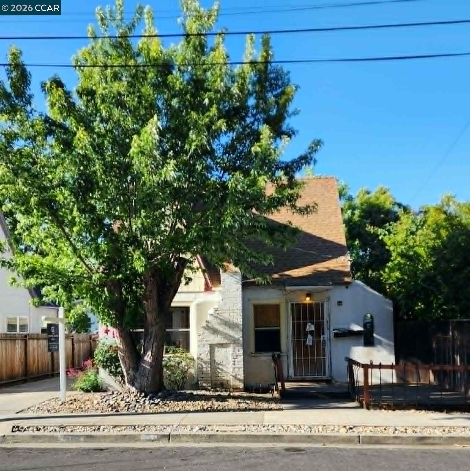 433 Gilger Ave
