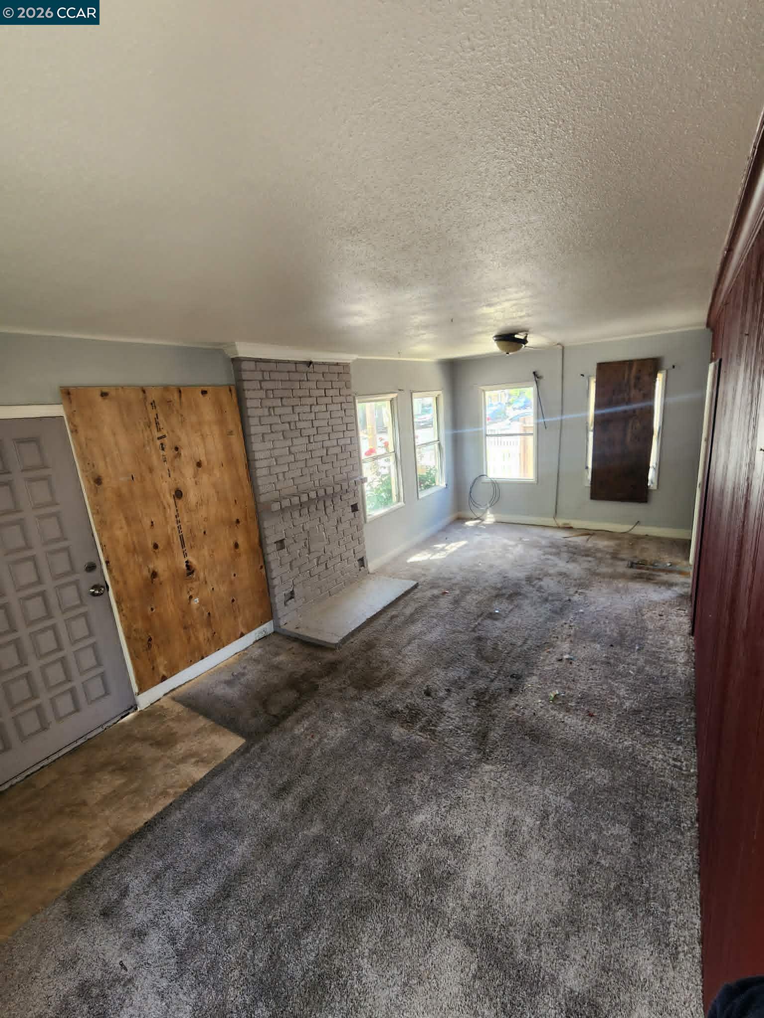 433 Gilger Ave