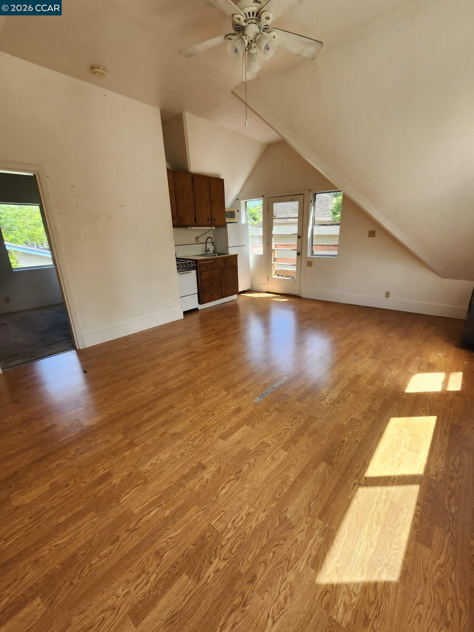 433 Gilger Ave