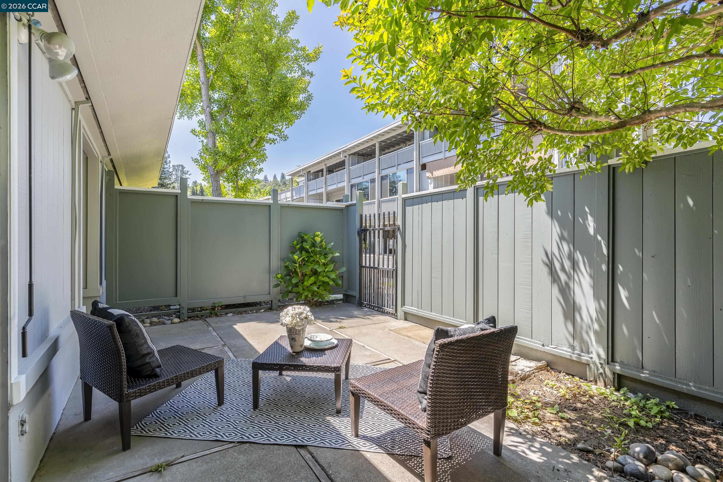 1109 Golden Rain Rd # 4