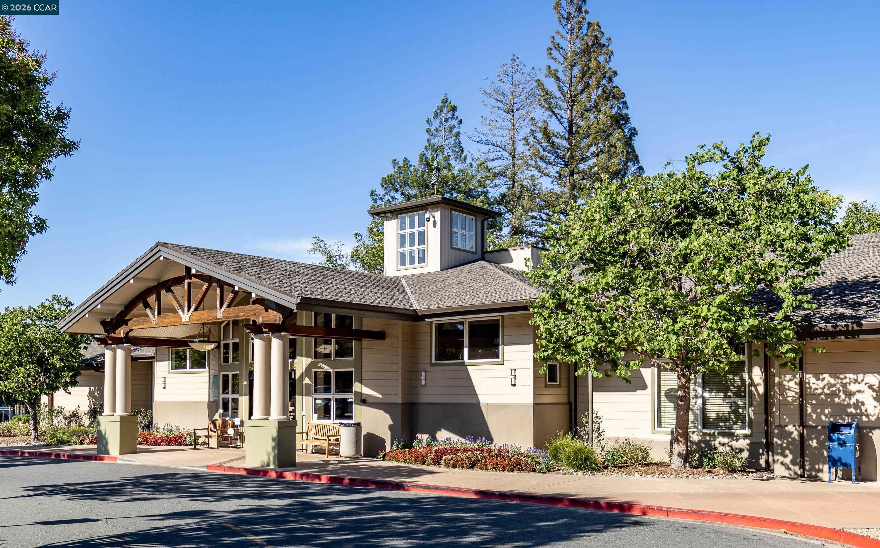 1109 Golden Rain Rd # 4
