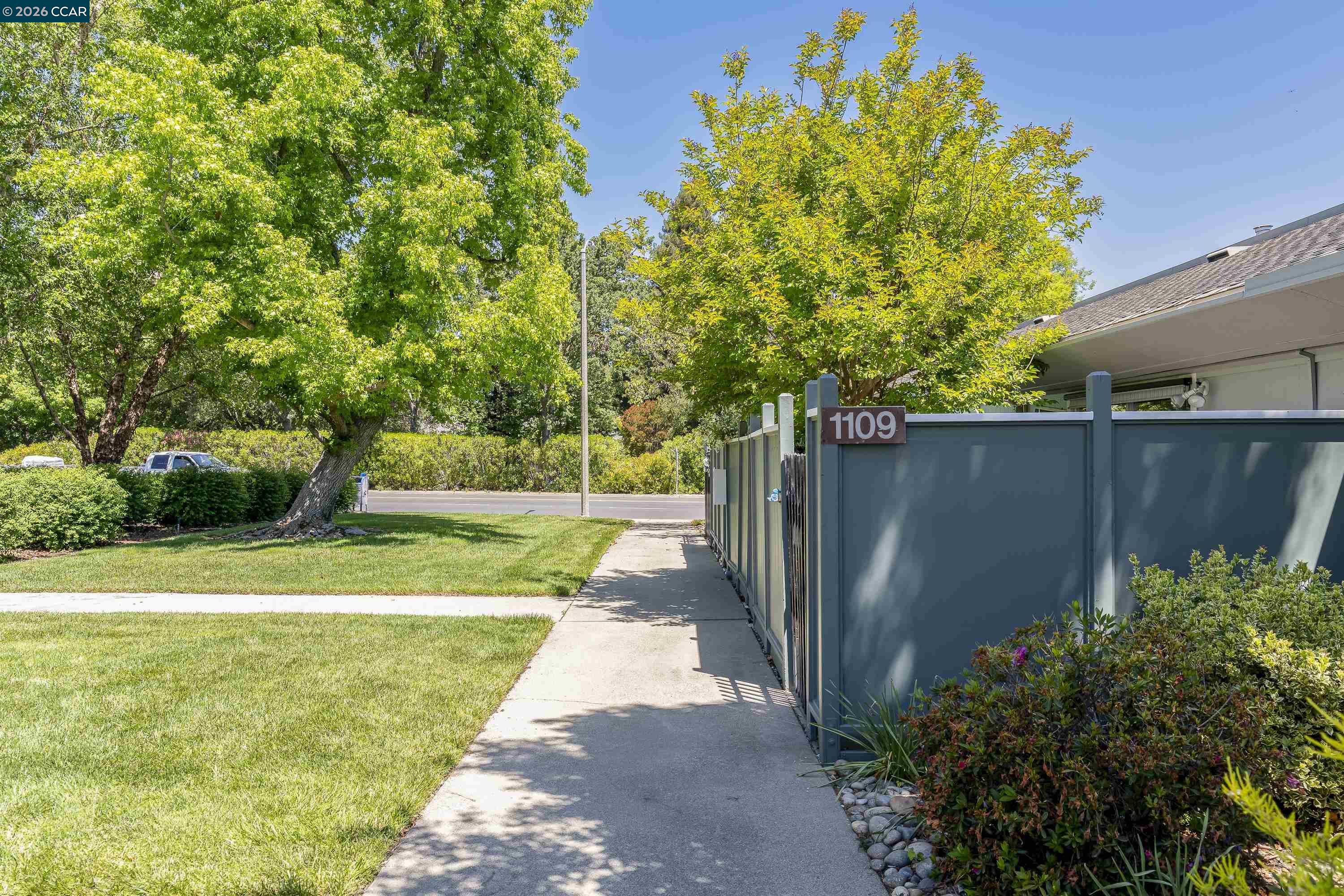 1109 Golden Rain Rd # 4