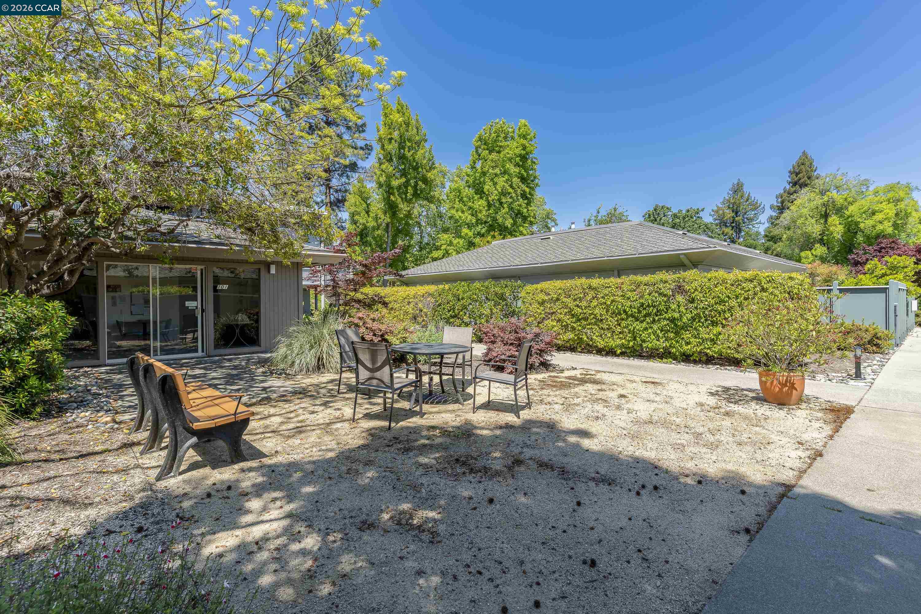 1109 Golden Rain Rd # 4