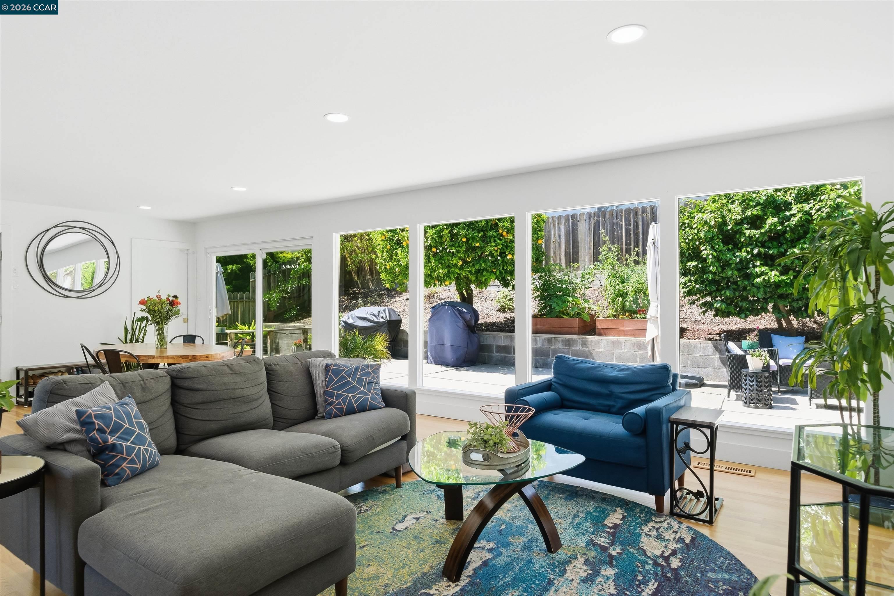 2297 Johanna Ct