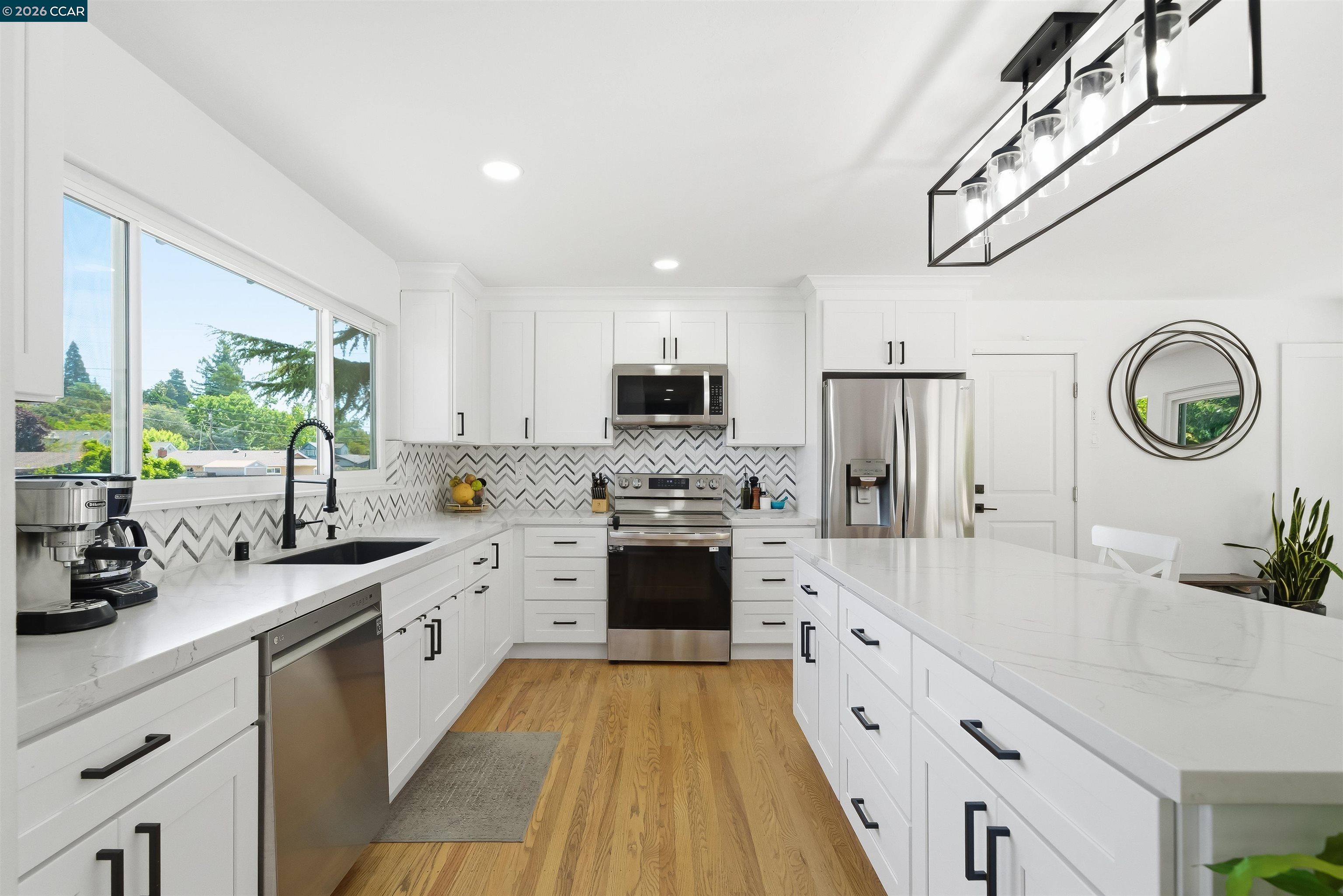 2297 Johanna Ct