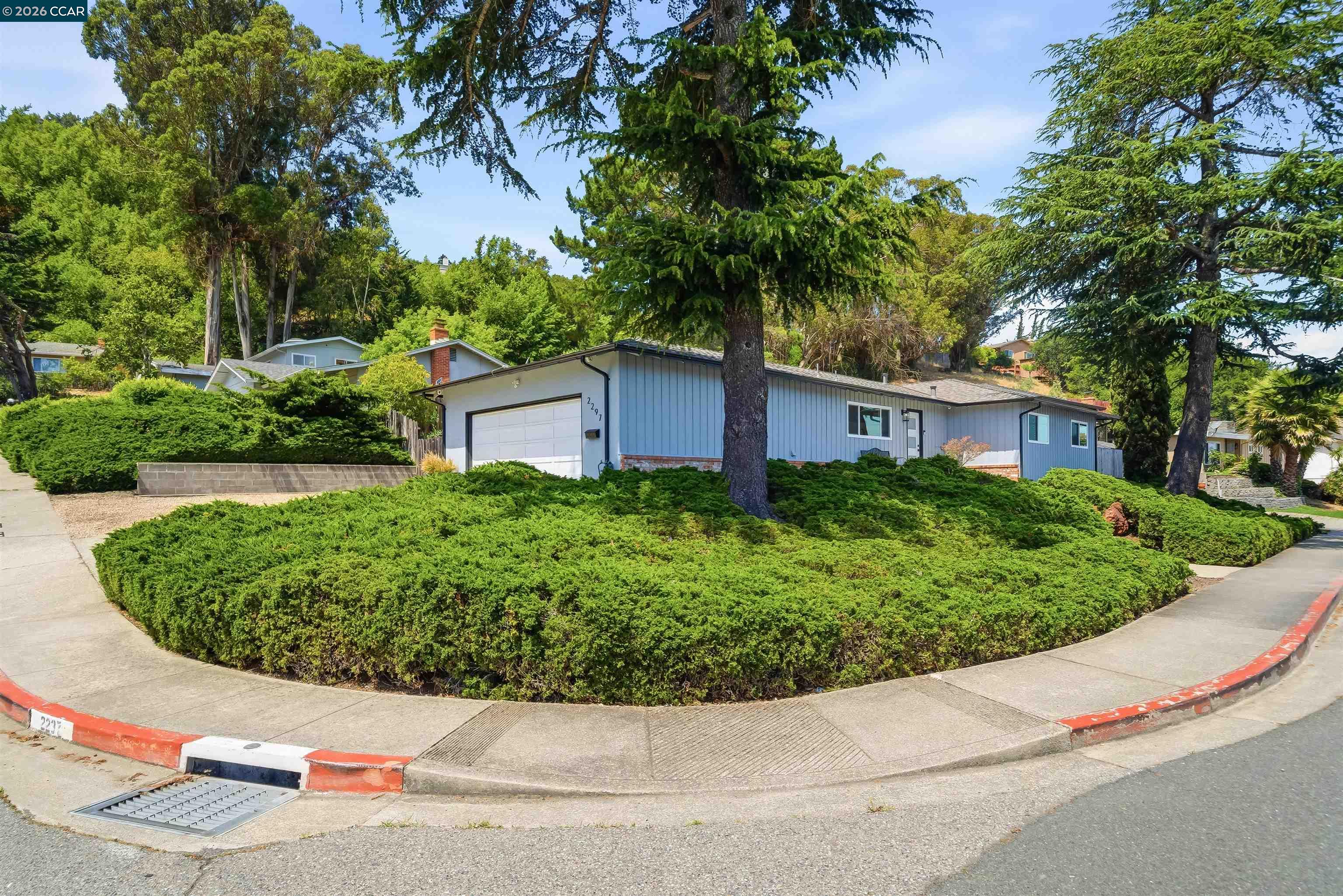 2297 Johanna Ct