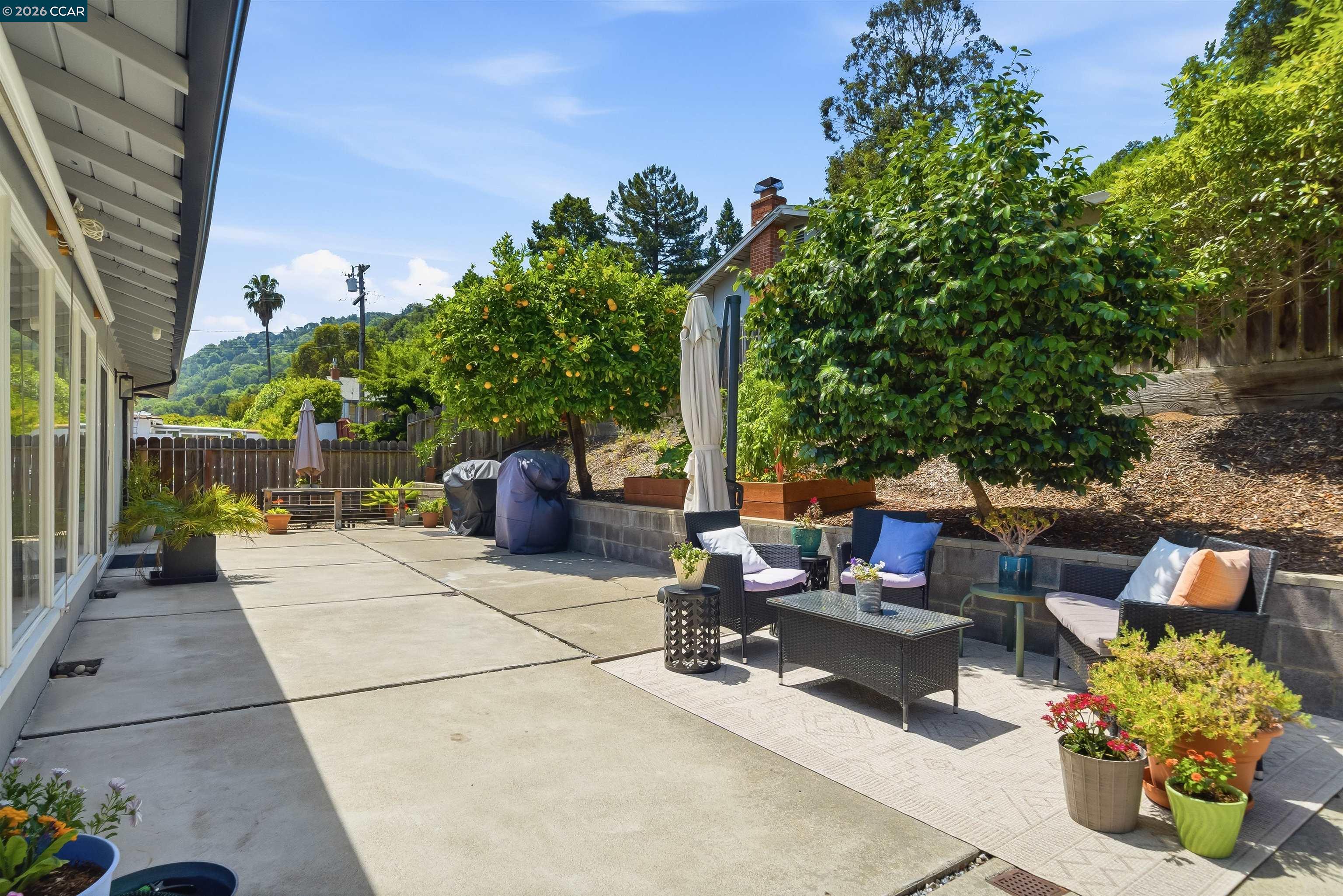 2297 Johanna Ct
