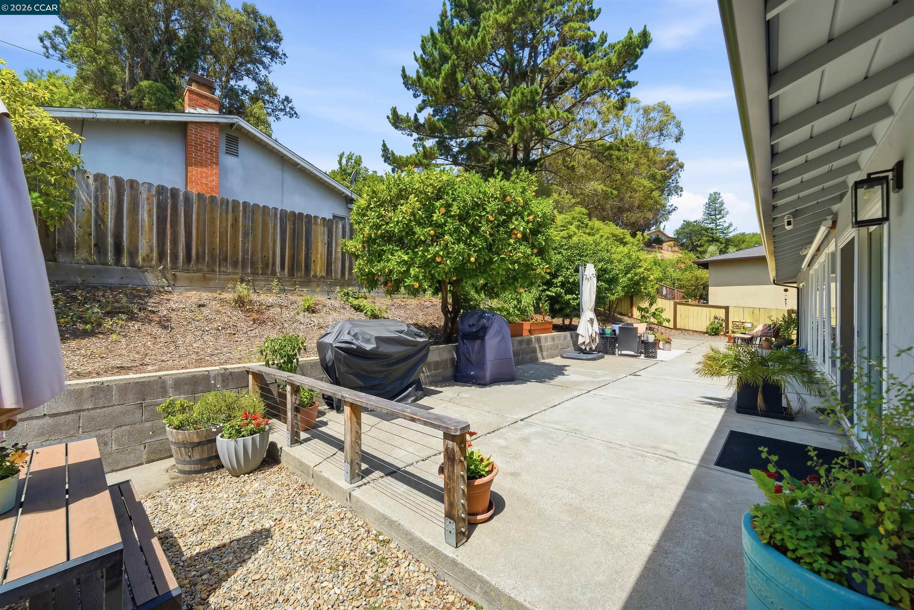 2297 Johanna Ct