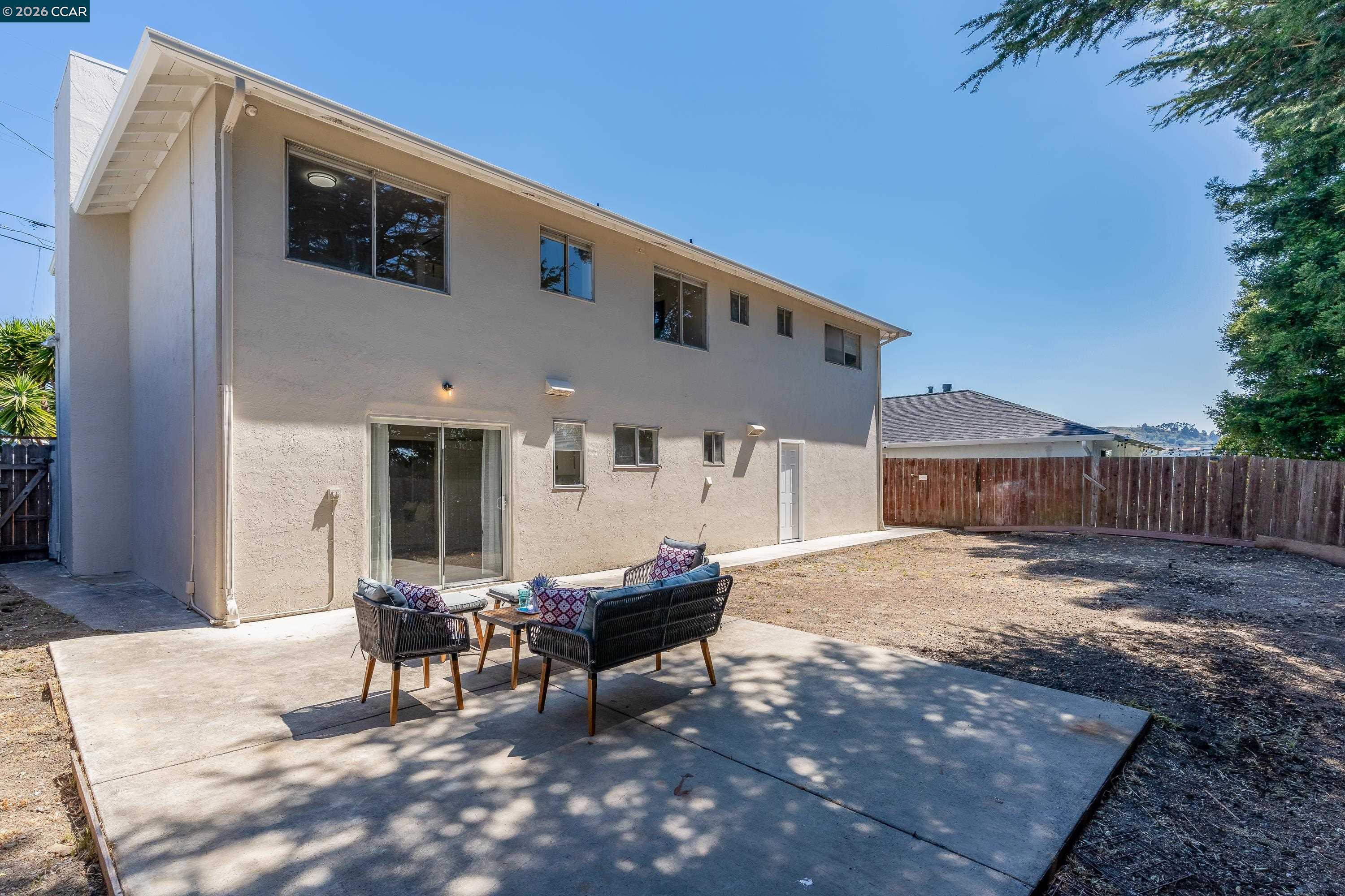 3027 Keith Dr