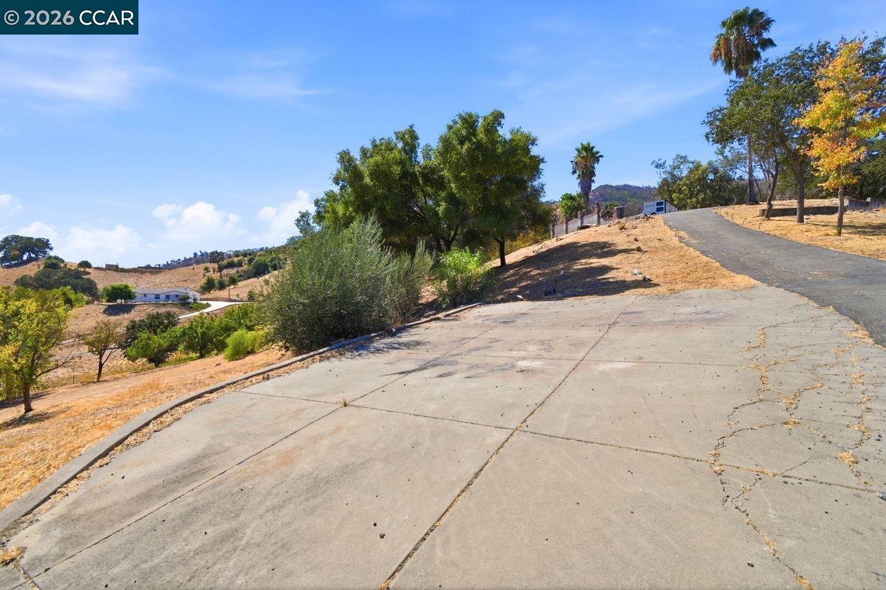 6973 Pleasants Valley Rd