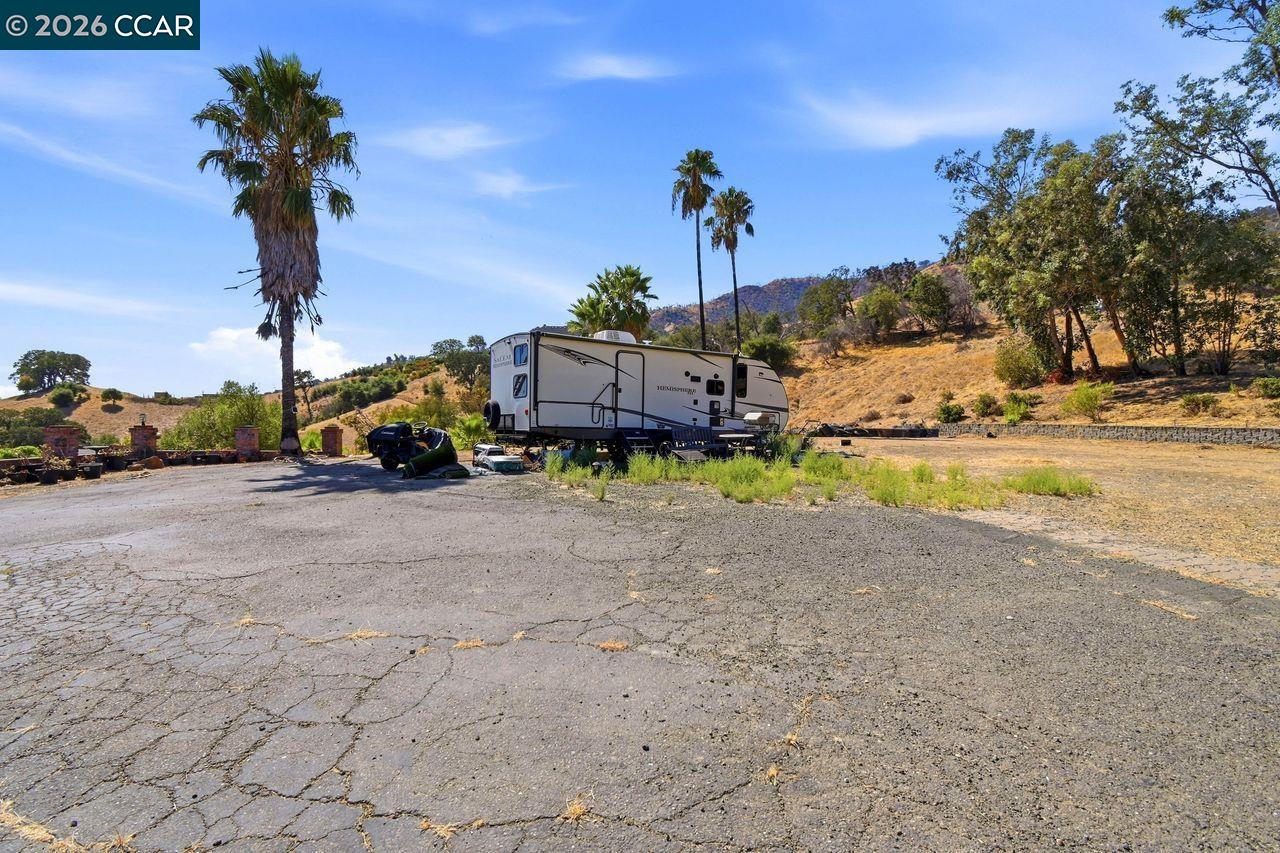 6973 Pleasants Valley Rd