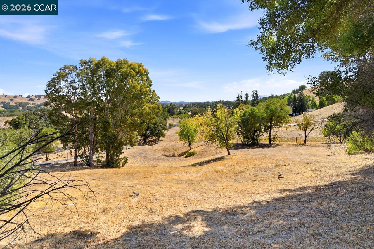 6973 Pleasants Valley Rd