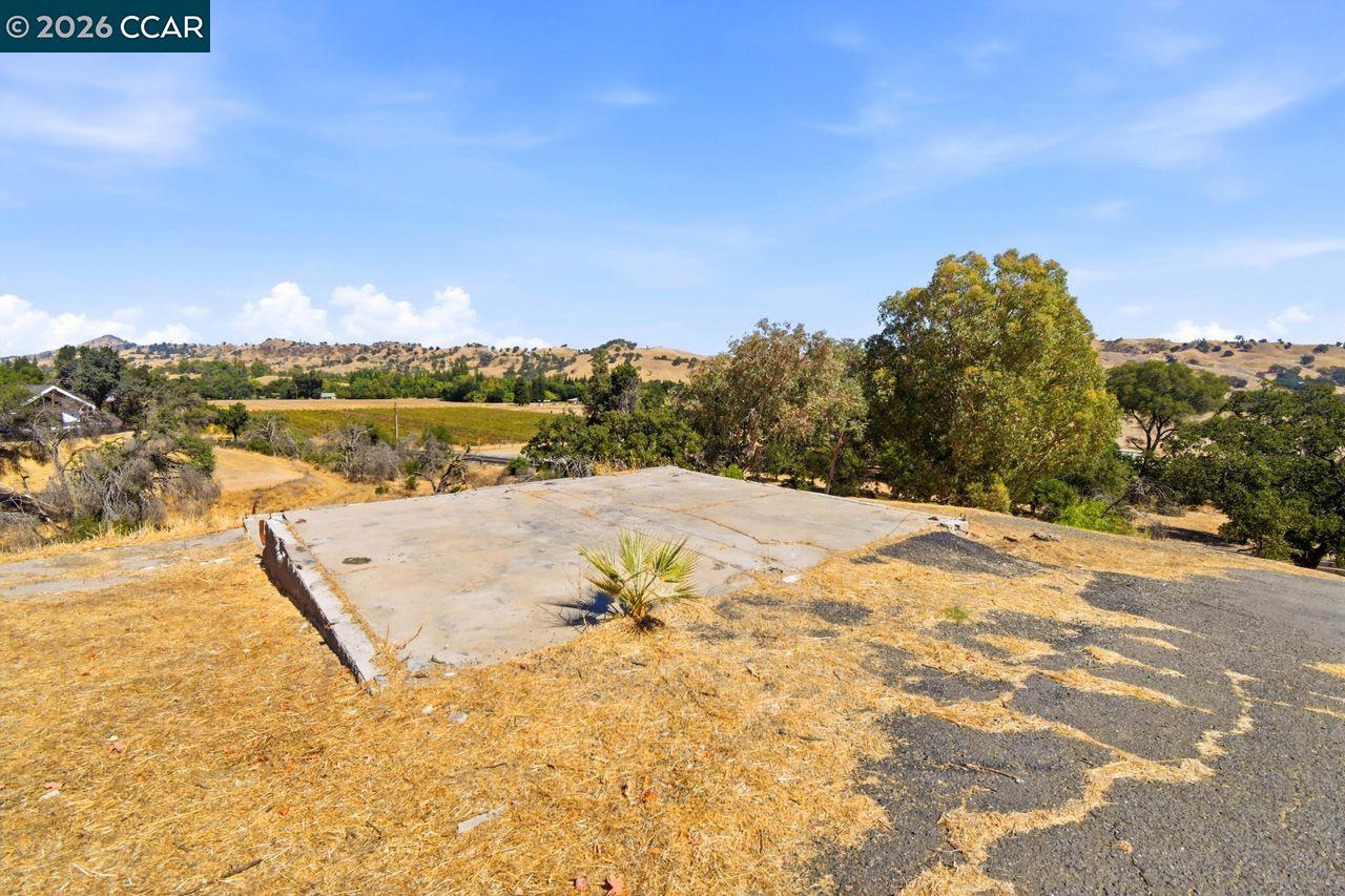 6973 Pleasants Valley Rd