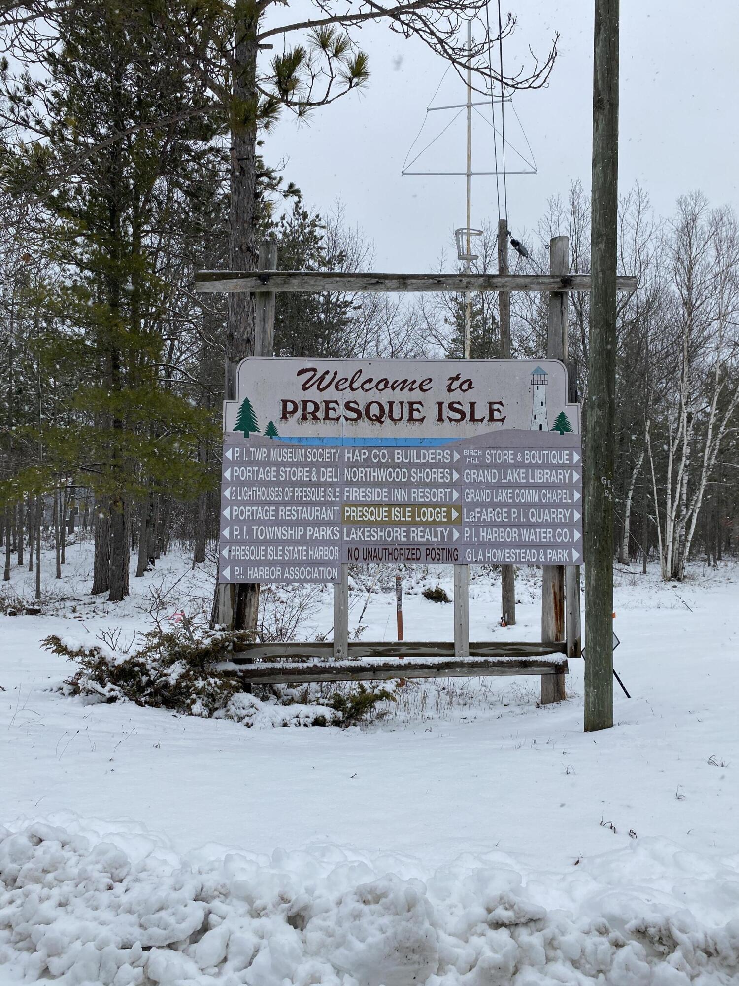Highland Pines Road, 10 Acres