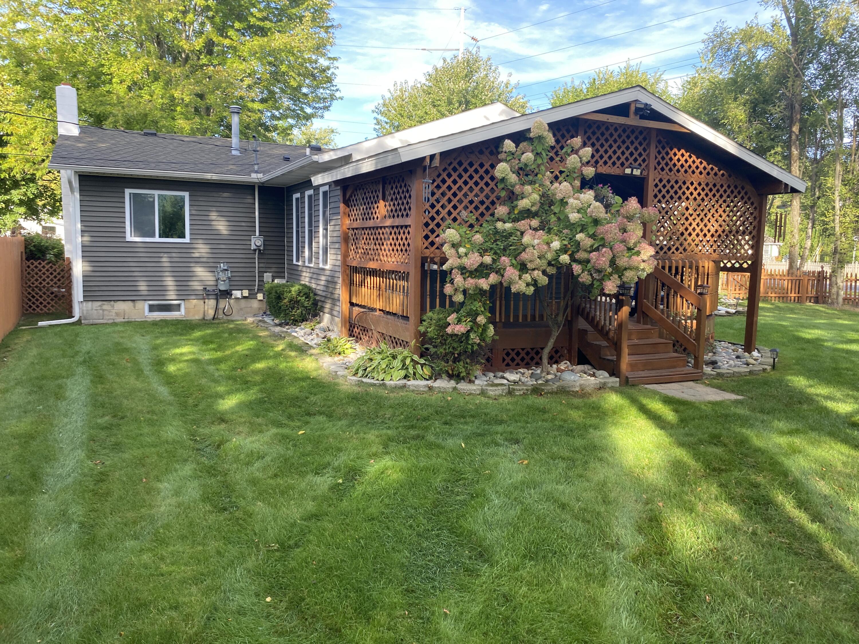 101 Island View Drive